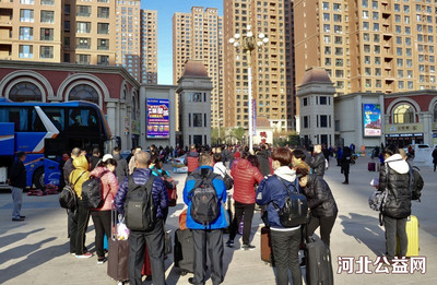 河北七彩橋國(guó)際旅行社歡送懷特人赴廈門(mén)觀光游，票務(wù)代理服務(wù)助力無(wú)憂旅途
